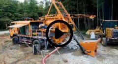 拓沃重工攪拌車載泵C7現(xiàn)場視頻