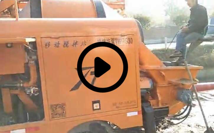 拓沃重工攪拌拖泵T7施工視頻之地坪澆灌